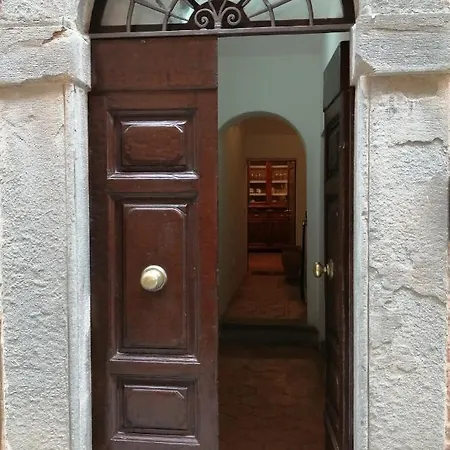 La Casa A Porta A Pago